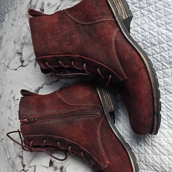 Taos Suede Boots Camp - Picture 15 of 15